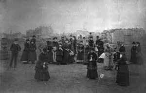Ladies-putting-on-the-Links-St-Andrews-1868