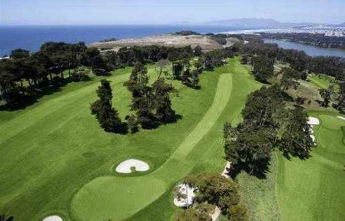Narrowest Golf Hole - Cliffs Course 9th Hole , photo from golfpass.com