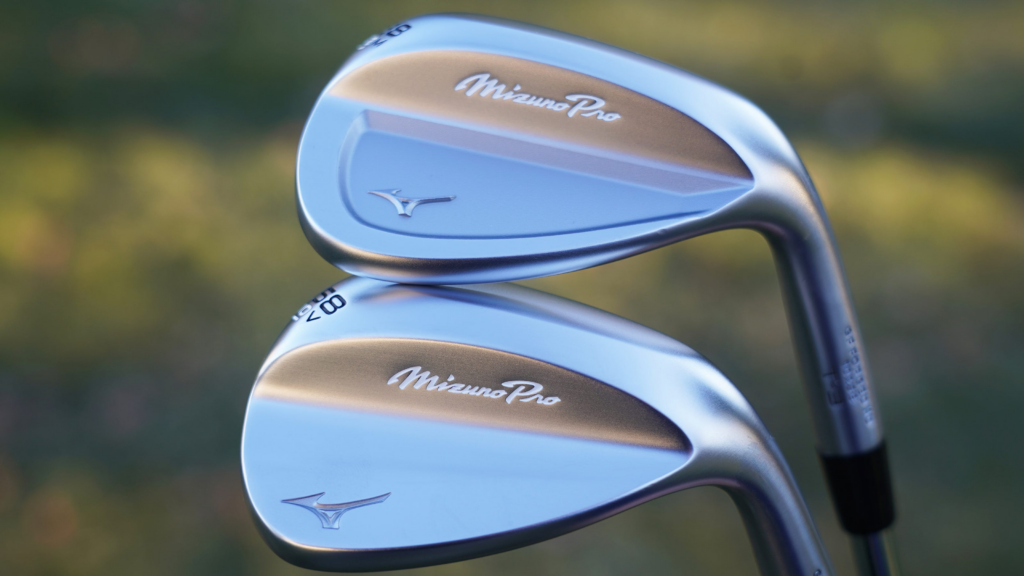 Mizuno JPro T1 and T3 on golf course