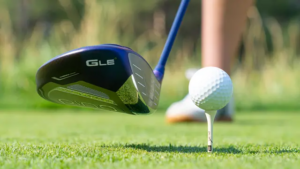 G Le4 Driver addressing the ball